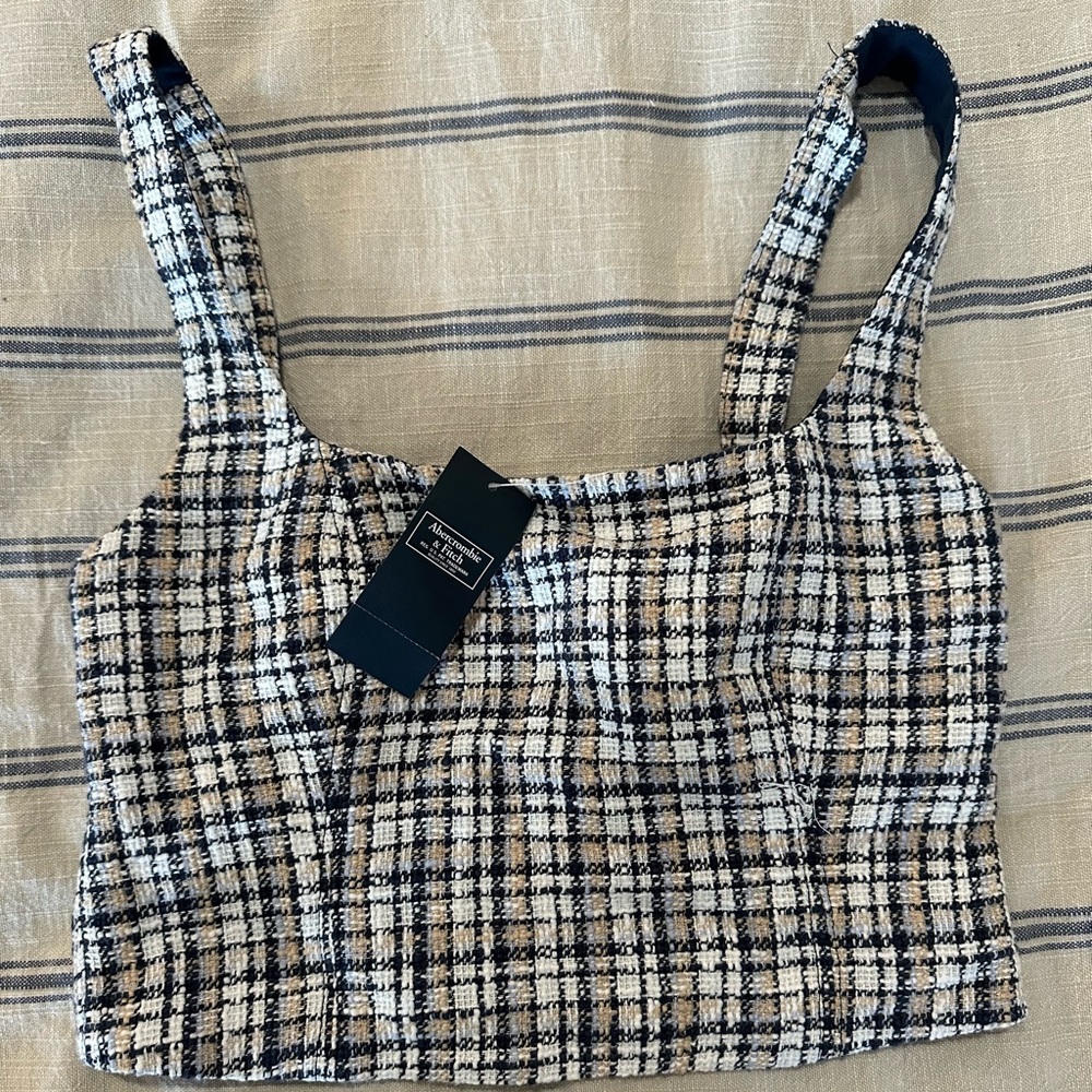 Abercrombie and Fitch cropped zip top